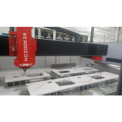 Comartex.com - CN robocup positionnement automatique des ventouses, produit de la catégorie CN 3 et 4 axes