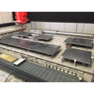 Comartex.com - CN robocup positionnement automatique des ventouses, produit de la catégorie CN 3 et 4 axes