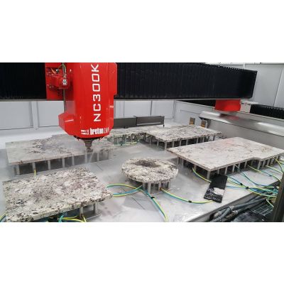 Comartex.com - CN robocup positionnement automatique des ventouses, produit de la catégorie CN 3 et 4 axes