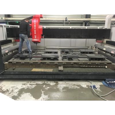 Comartex.com - CN robocup positionnement automatique des ventouses, produit de la catégorie CN 3 et 4 axes