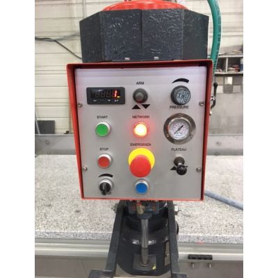 Comartex.com - Polissoir genouillere polyvalent modèle 