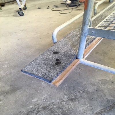 Comartex.com - Rouleau / Bandes revêtement caoutchouc pour table débiteuse, produit de la catégorie Outillages