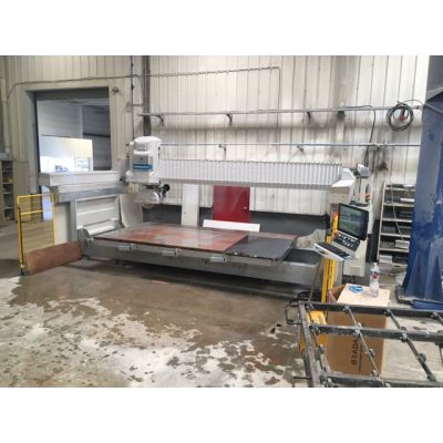 Comartex.com - Débiteuse numérique 4 axes - Monobloc -, produit de la catégorie Débiteuses numériques