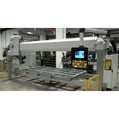 Comartex.com - Débiteuse numérique 4 axes - Monobloc - occasion, produit de la catégorie Occasions machines