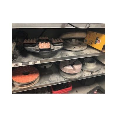 Comartex.com - Polissoir genouillere polyvalent modèle 