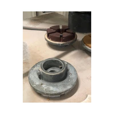 Comartex.com - Polissoir genouillere polyvalent modèle 