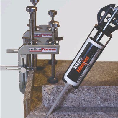 Comartex.com - Serre-joint modèle MF, produit de la catégorie Outillages