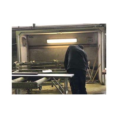 Comartex.com - Cabine Mur d'eau - Aspiration des poussières, produit de la catégorie Aspirateurs de poussières