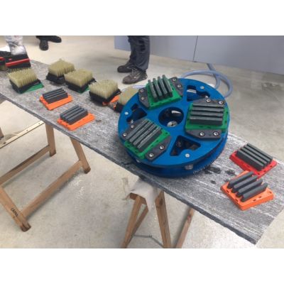 Comartex.com - Débiteuse numérique 5 axes, ventouses & caméra, produit de la catégorie Débiteuses numériques