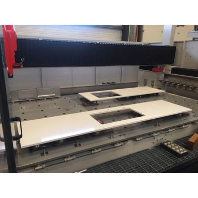 Comartex.com - CN robocup positionnement automatique des ventouses, produit de la catégorie CN 3 et 4 axes