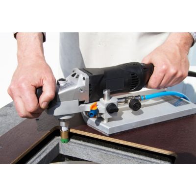 Comartex.com - Moulureuse portative electrique avec arrivée d'eau, produit de la catégorie Promotions