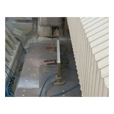 Comartex.com - Centre usinage 3 axes, produit de la catégorie CN 3 et 4 axes